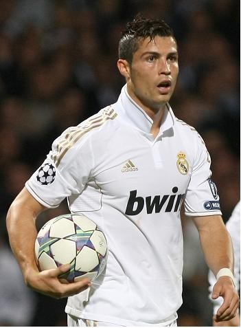 确保球队在 确保球队在