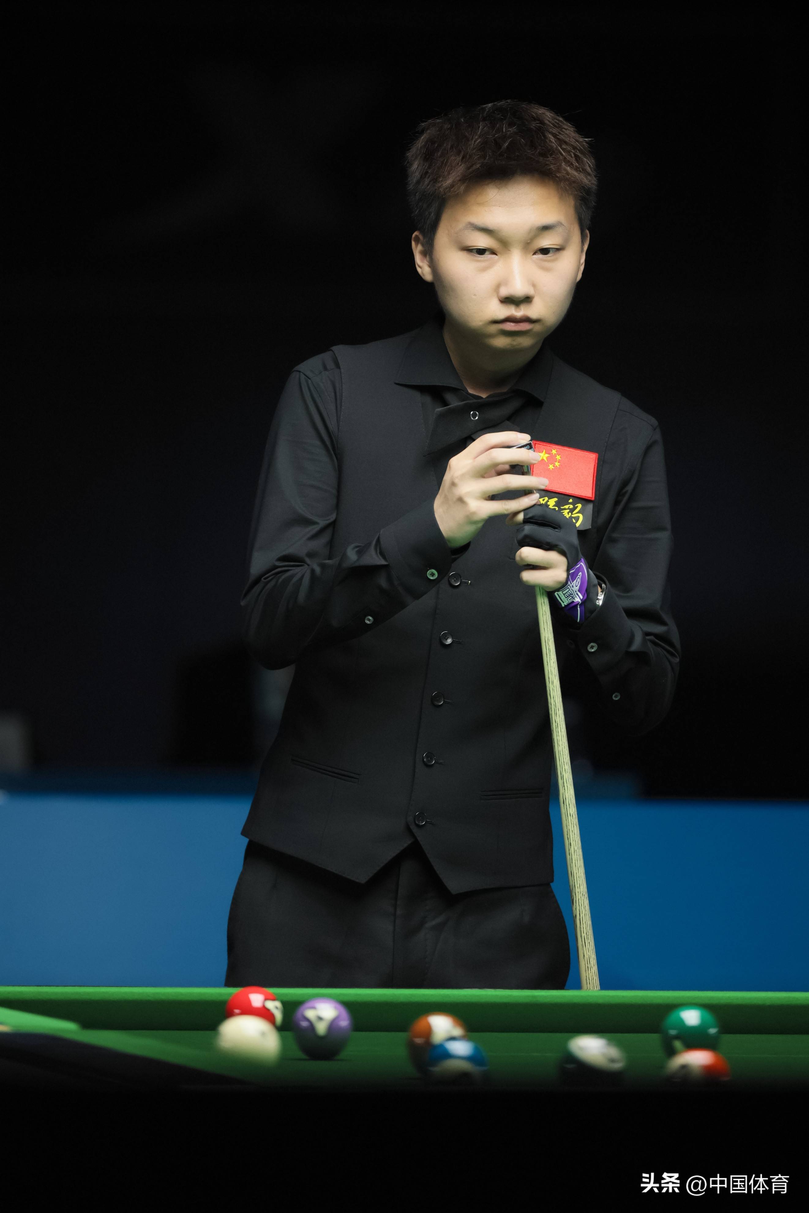 他们挥舞着 他们挥舞着